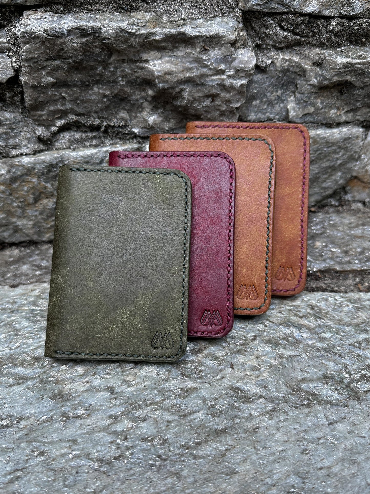 Bordeaux Pueblo Vertical Bifold