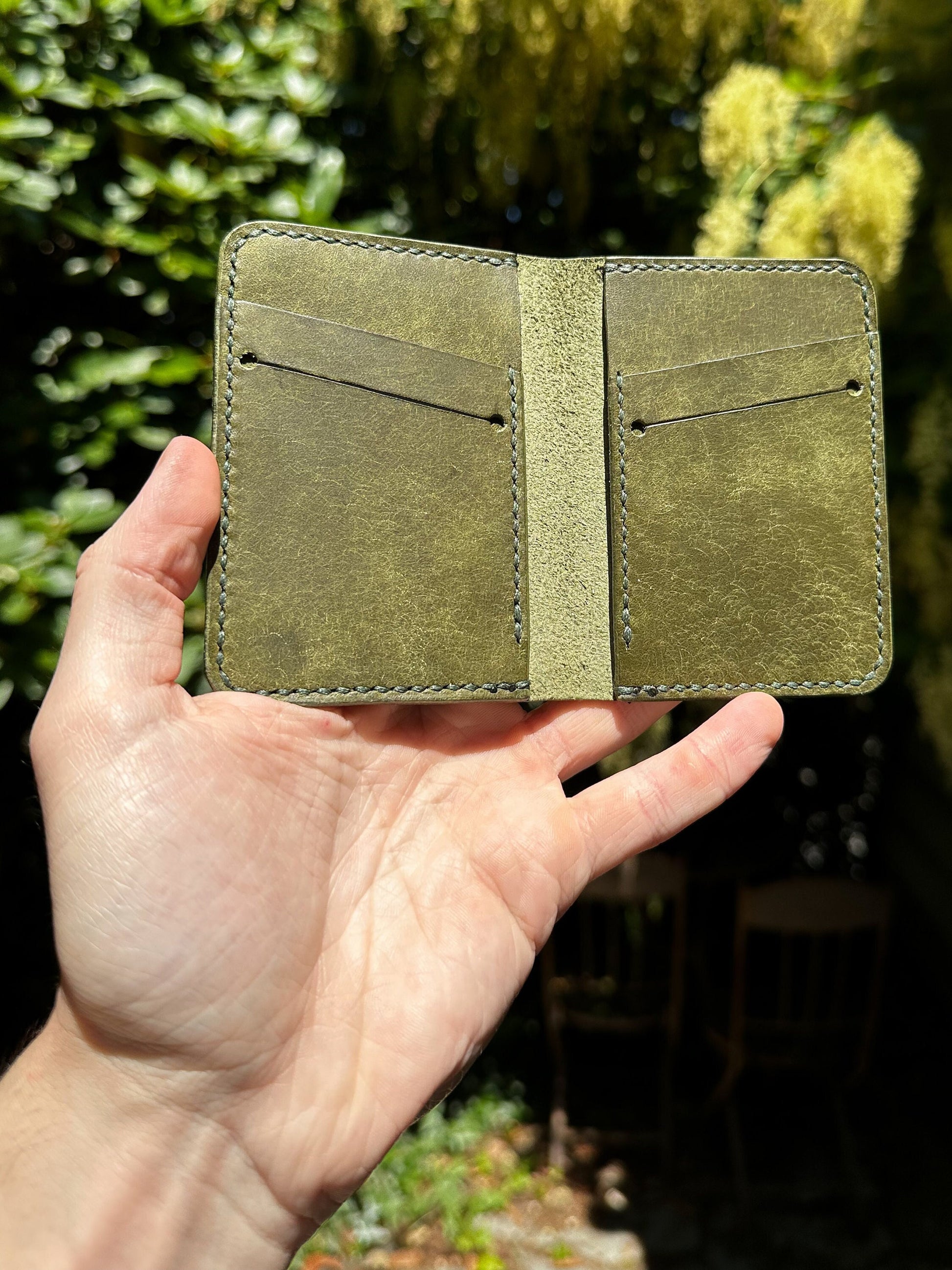 Olive Pueblo Vertical Bifold