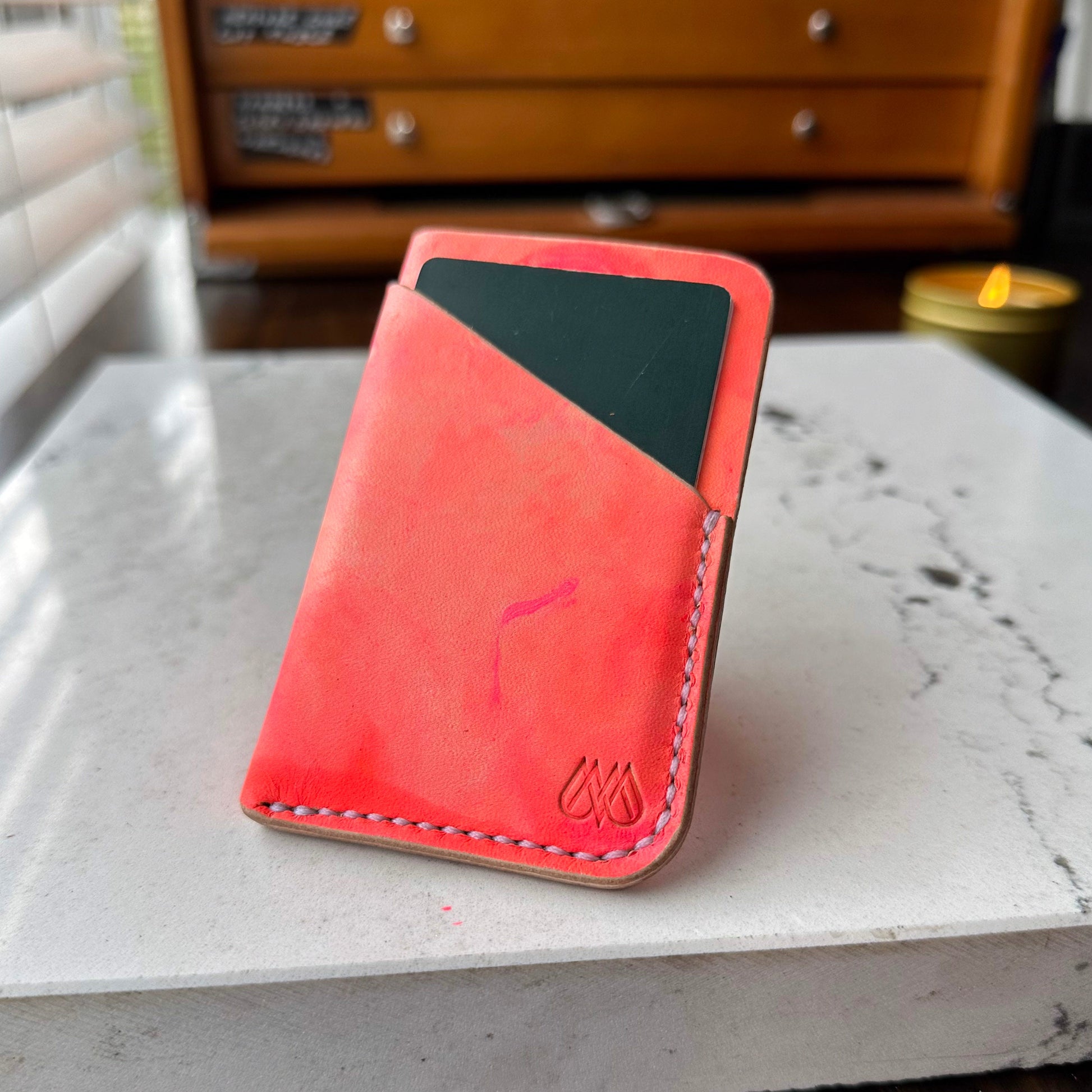 Handmade Marbled Pink and Orange Leather Cardholder – Unique and Stylish Minimalist Wallet