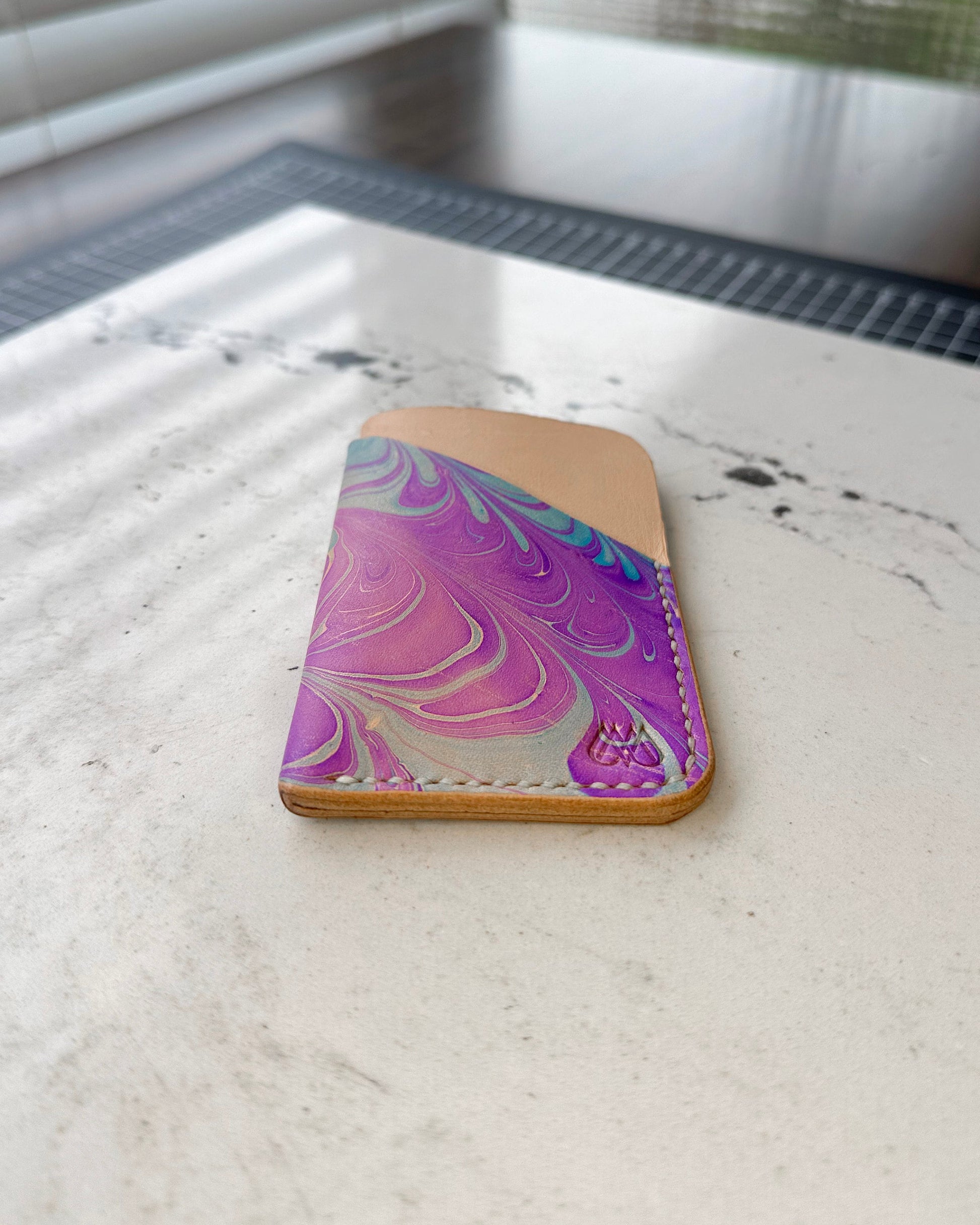 Handmade Marbled Blue and Purple Leather Cardholder – Unique and Stylish Minimalist Wallet