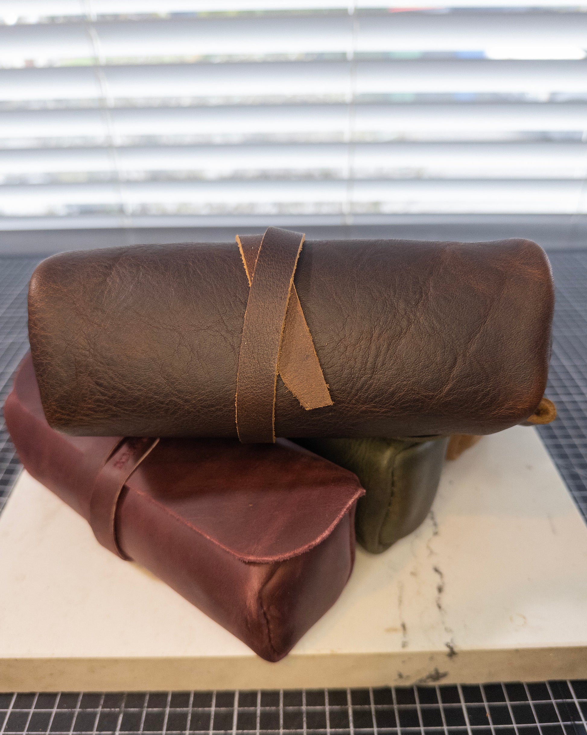 Handmade Brown Leather Pouch, Pen Pouch, Topgrain Leather Pen case, Leather Wrap Pencil Case, Brown Kodiak Leather Pencil Pouch